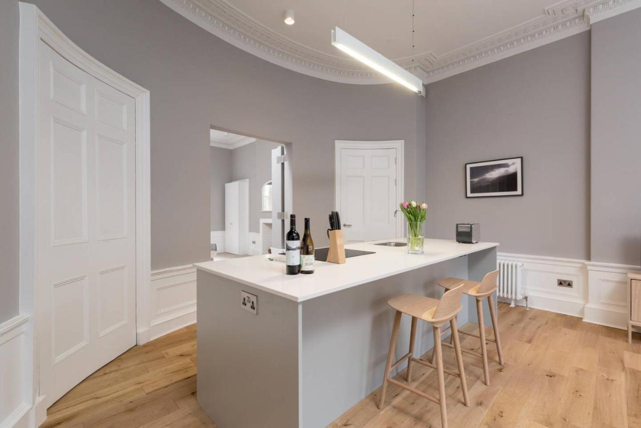 Joivy Spacious And Bright 1Bed Apt, Short Walk From Princes Street Edynburg Zewnętrze zdjęcie