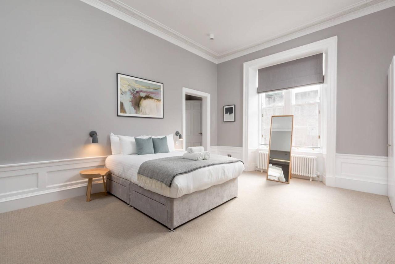 Joivy Spacious And Bright 1Bed Apt, Short Walk From Princes Street Edynburg Zewnętrze zdjęcie